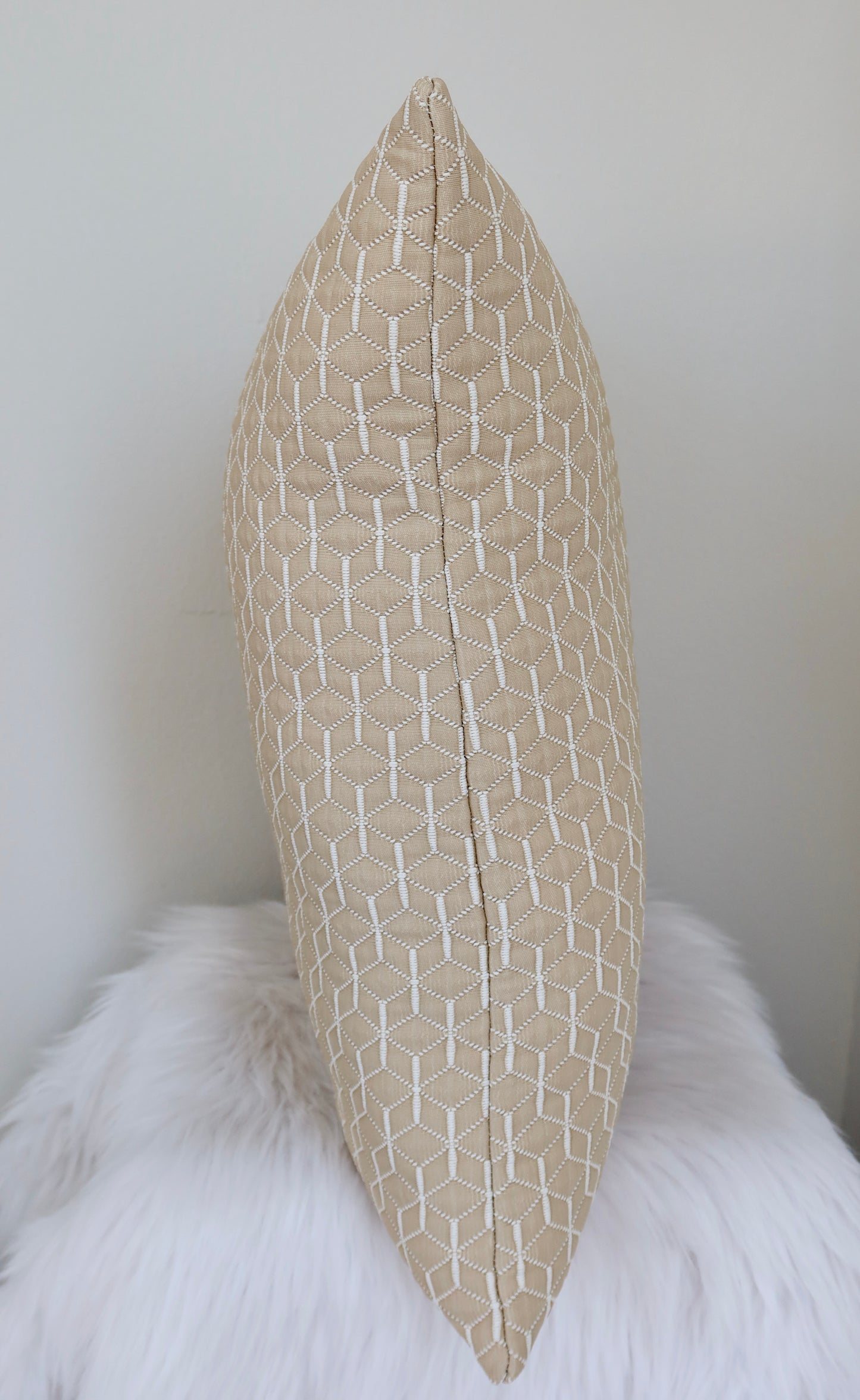 Ivory Geommetrical Pillow Cover 20"x20"