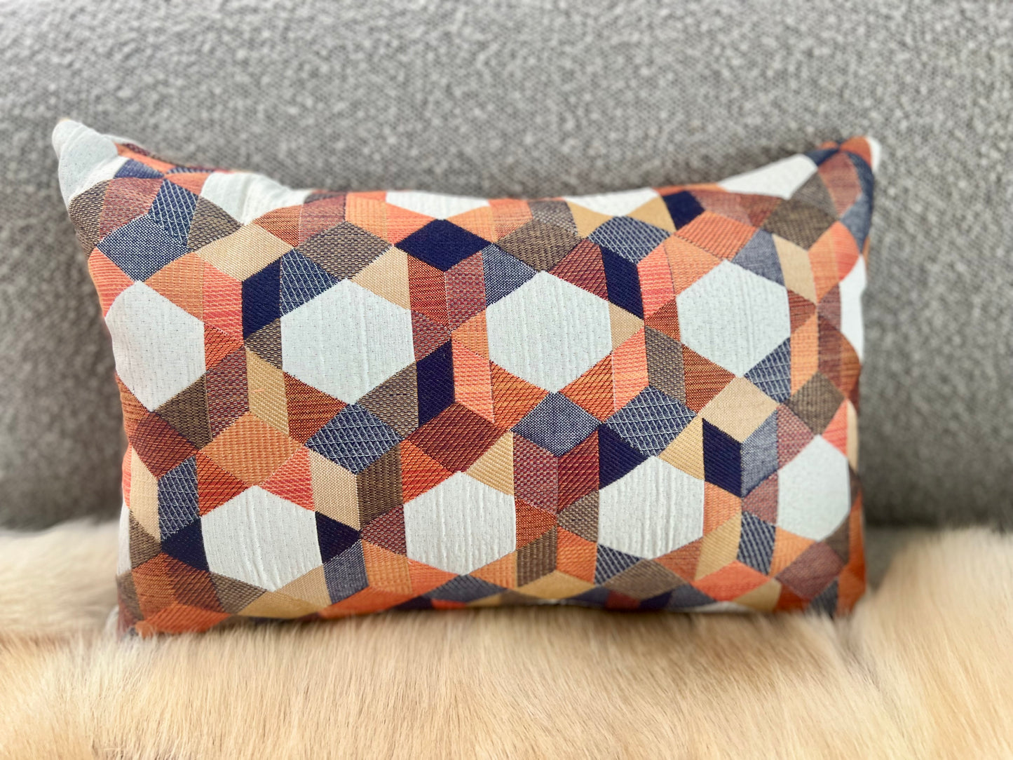 Geometrical Pattern Pillow Cover