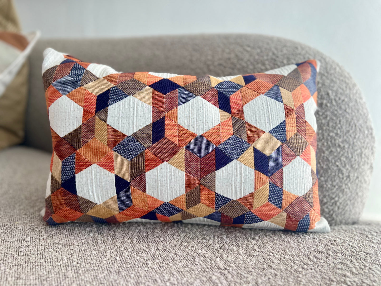 Geometrical Pattern Pillow Cover