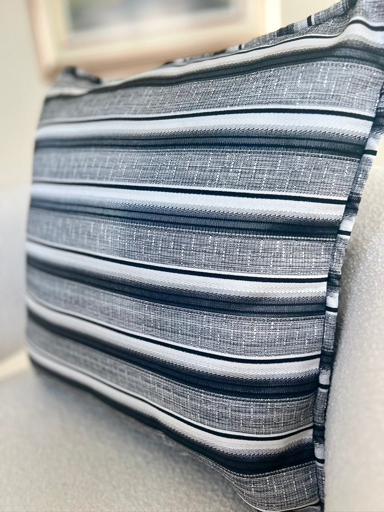 B&W Collection Pillow Cover