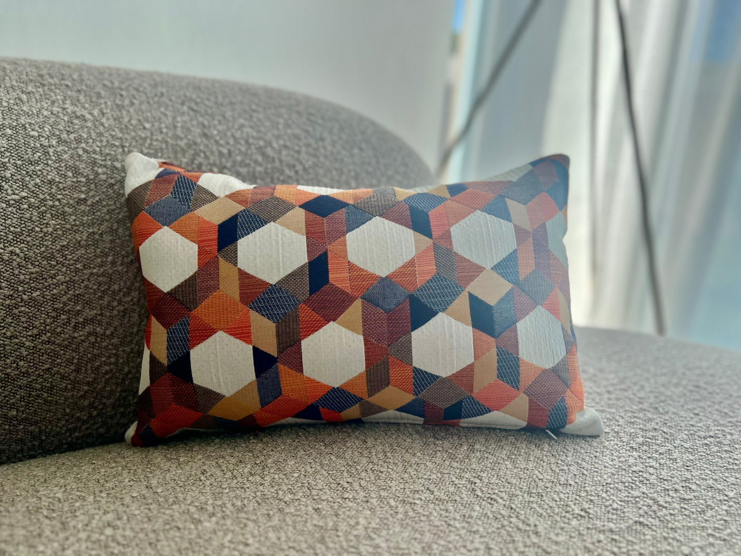 Geometrical Pattern Pillow Cover