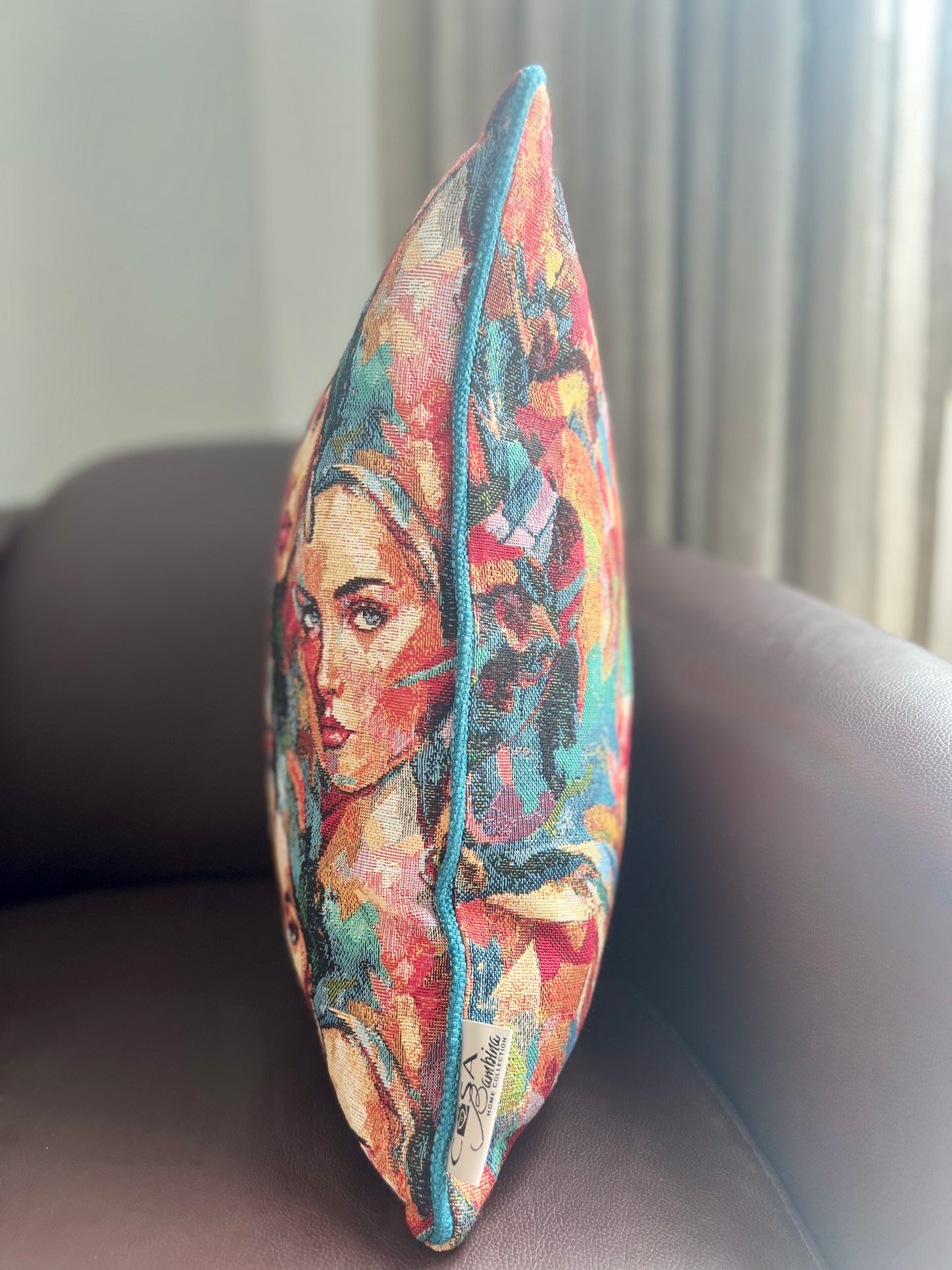Musa Colectiva Pillow Cover