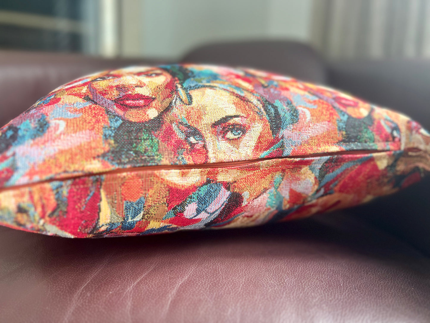 Musa Colectiva Pillow Cover