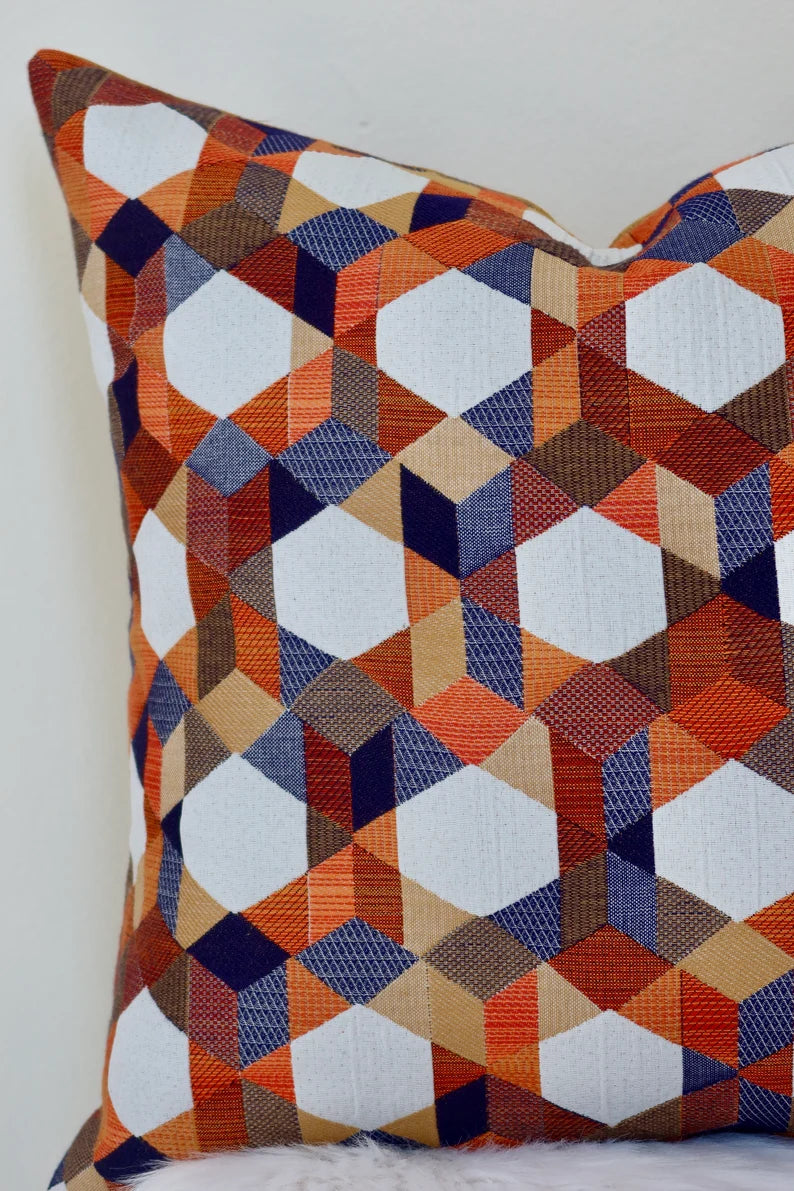 Geometrical Pattern Pillow Cover