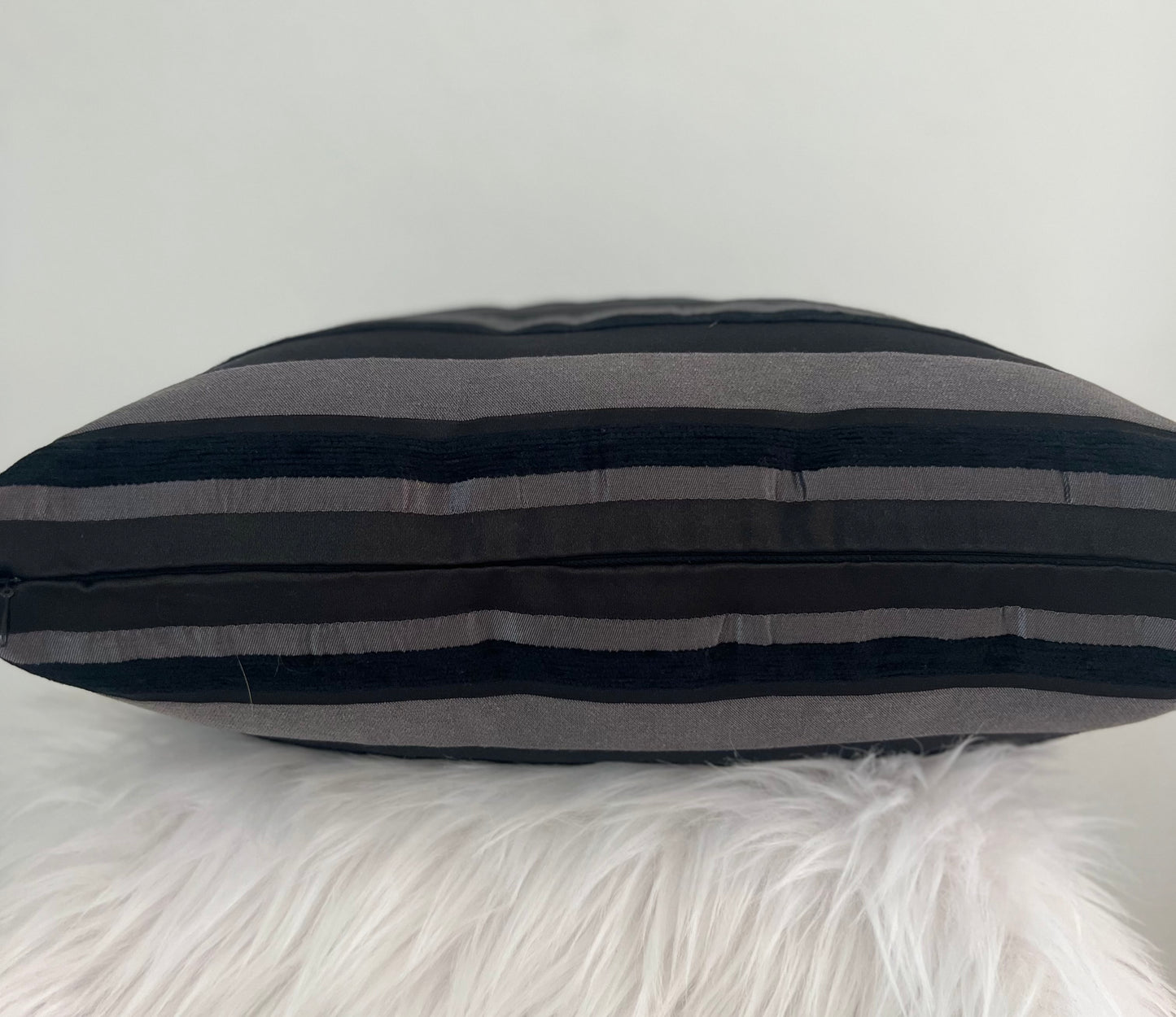 Funda de almohada de rayas negras de 18 x 18 pulgadas